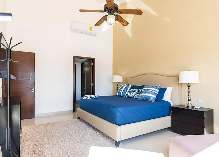 Casa Marbella Ocean View Penthouse Apts * Playa del Carmen